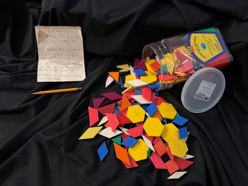 Vtg 250 plastic pattern blocks - vtg,
