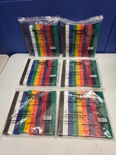 Six sets snap cubes - -,